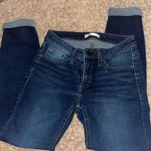 Lauren conrad skinny jeans rolled ankle.